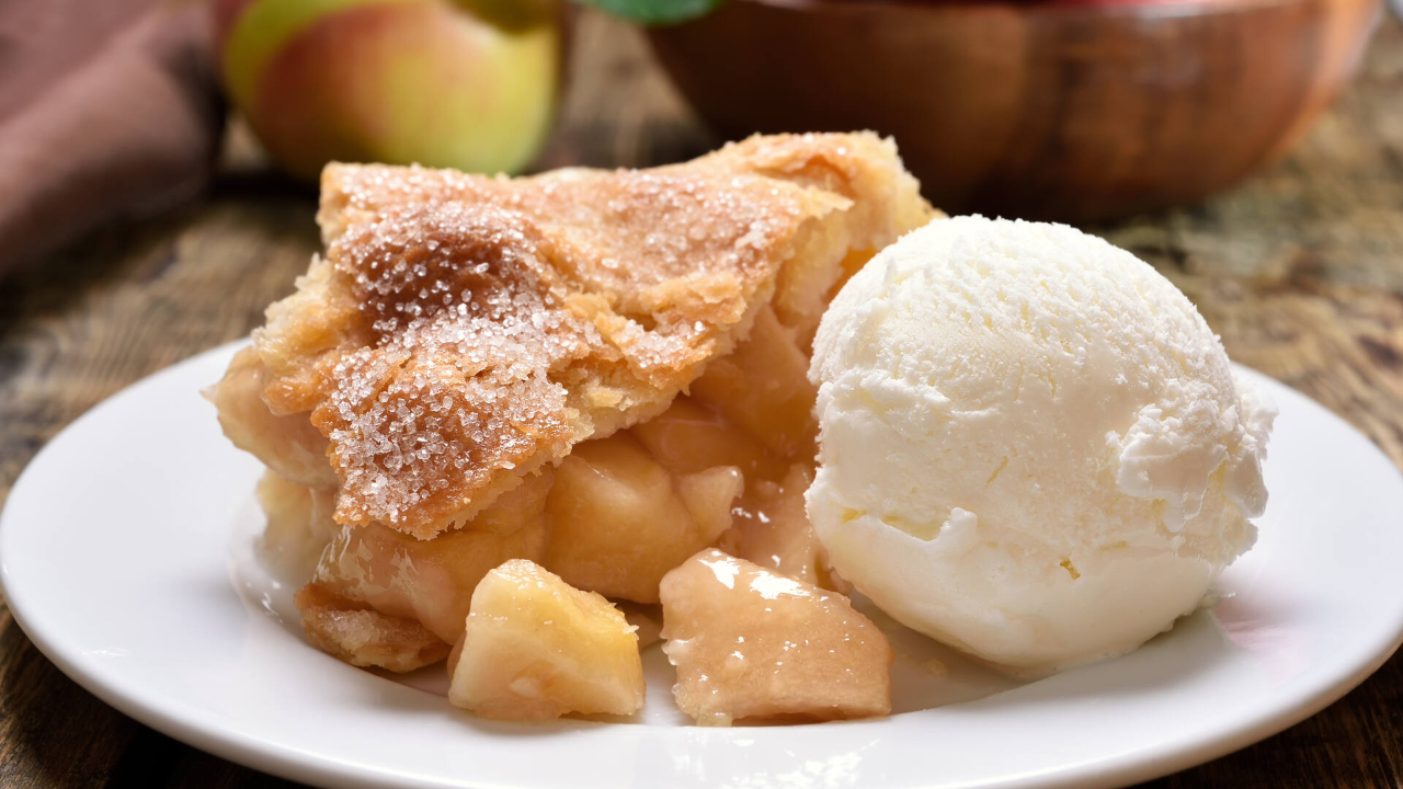 Apple Pie Screensaver | TV App | Roku Channel Store | Roku